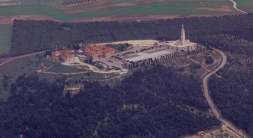 Weihe Spaniens 1919 an das Herz Jesu: Cerro de los Ángeles, Getafe (Madrid), Spanien)